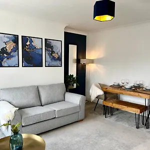 Azure Haven - Apartment